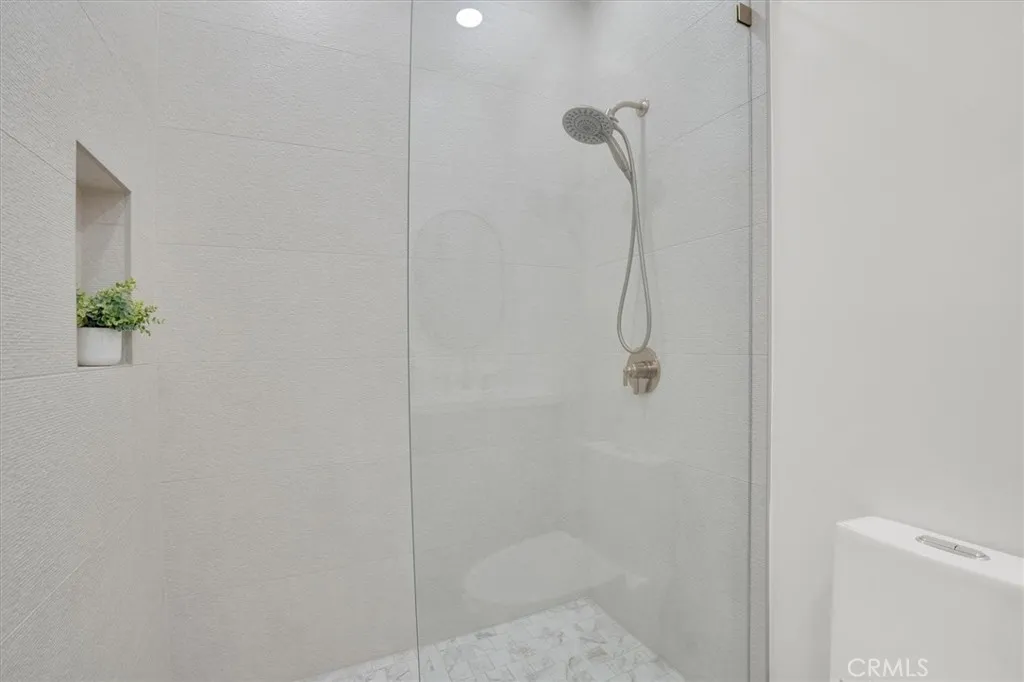 Second Level Bathroom #2