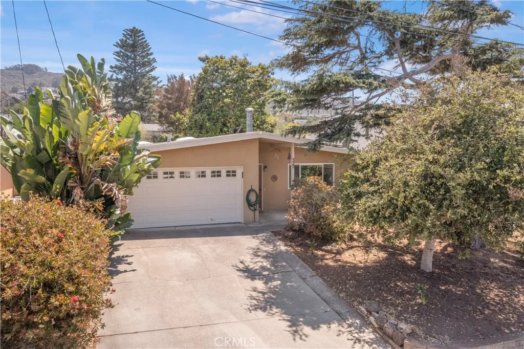325 Lilac Dr