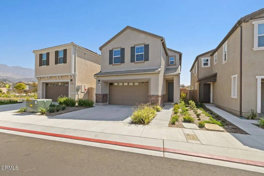 409 Snowdrop Ln