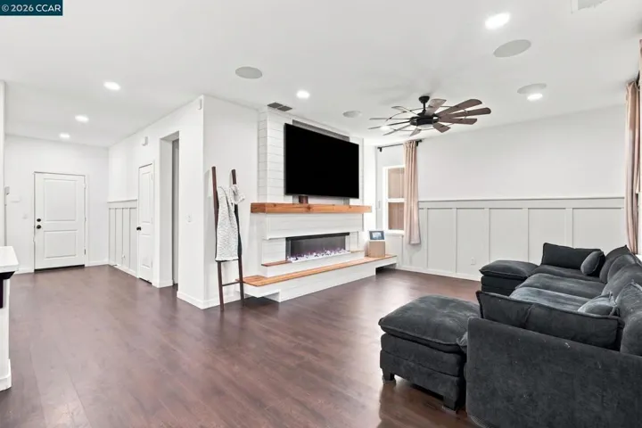 145 Willowrun Way, Oakley, California 94561 — photo 4