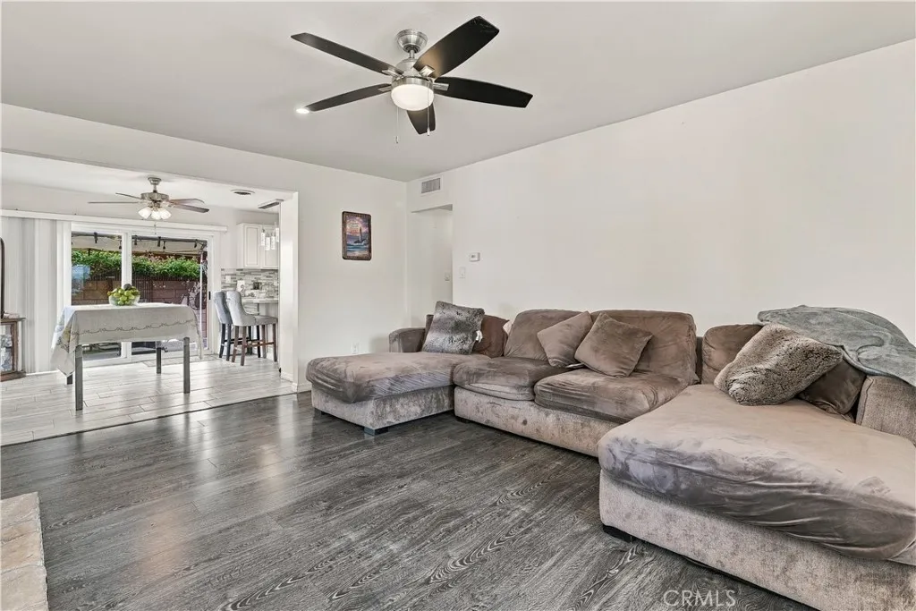 living room to dining room