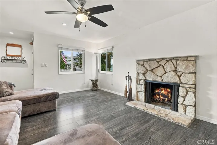 living room
