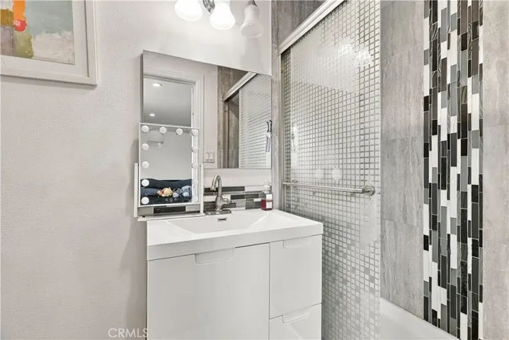 primary ensuite