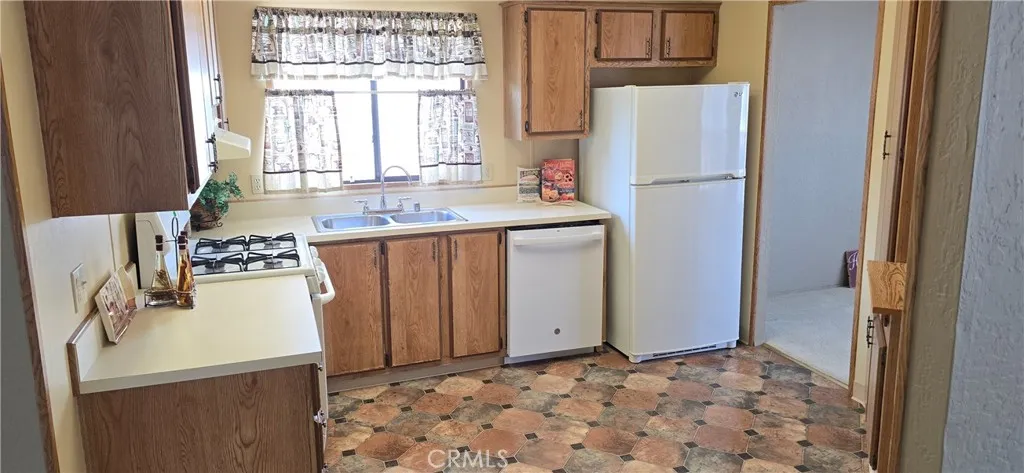 Refrigerator included
