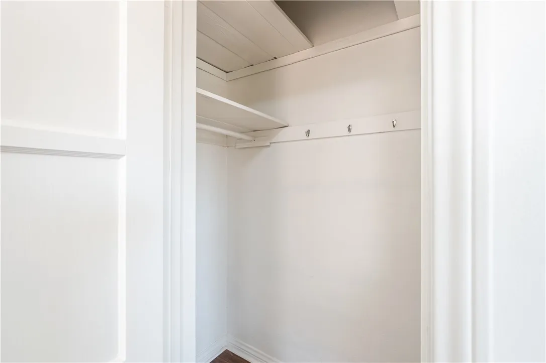 Closet Closet