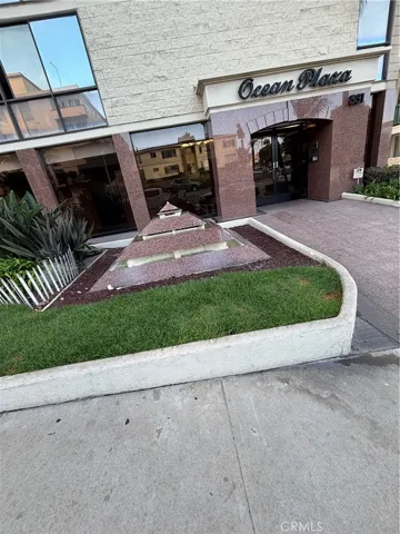 Ocean Plaza front entrance with water fountain
