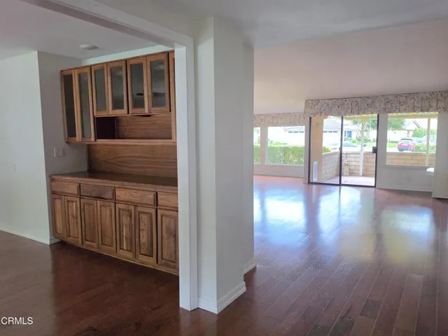 37134 Village 37, Camarillo, California 93012 — photo 4