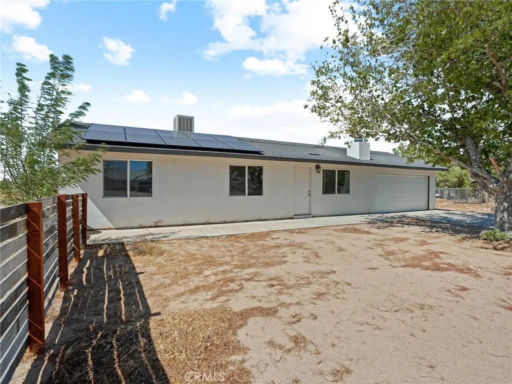 22634 Little Beaver, Apple Valley, California 92308 — photo 4