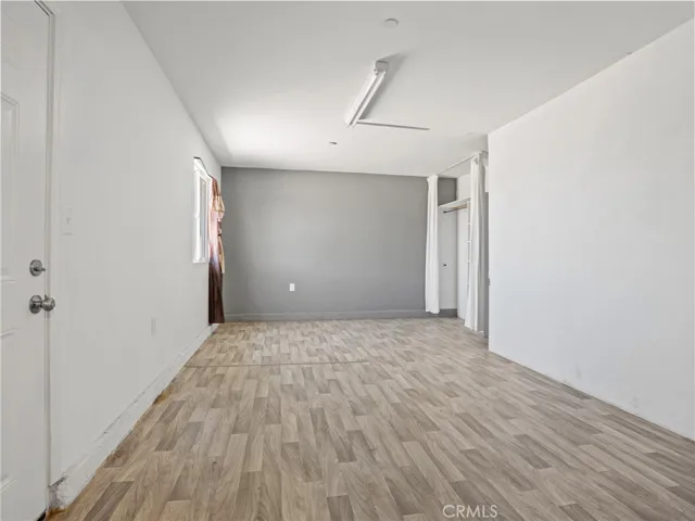 Spacious bonus room
