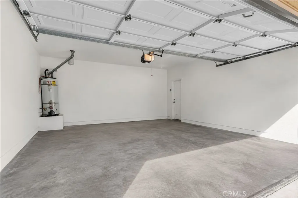 2 Car Garage