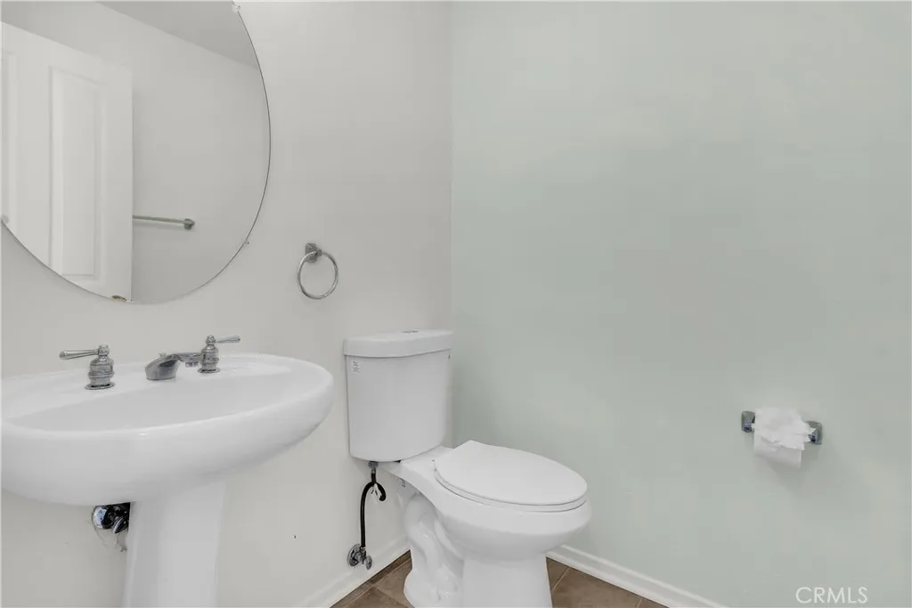 1/2 Bath Downstairs