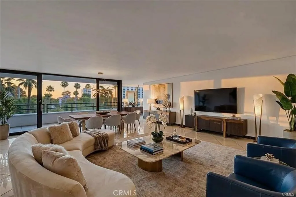 Virtual staging