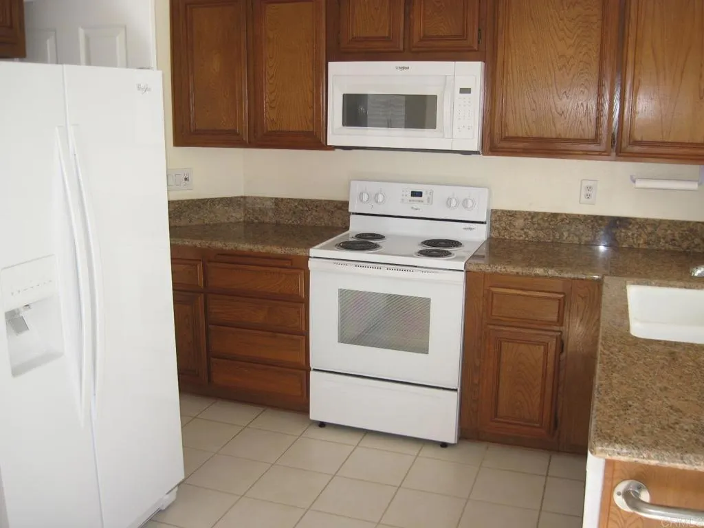 4712 Galicia Way, Oceanside, California 92056 — photo 4
