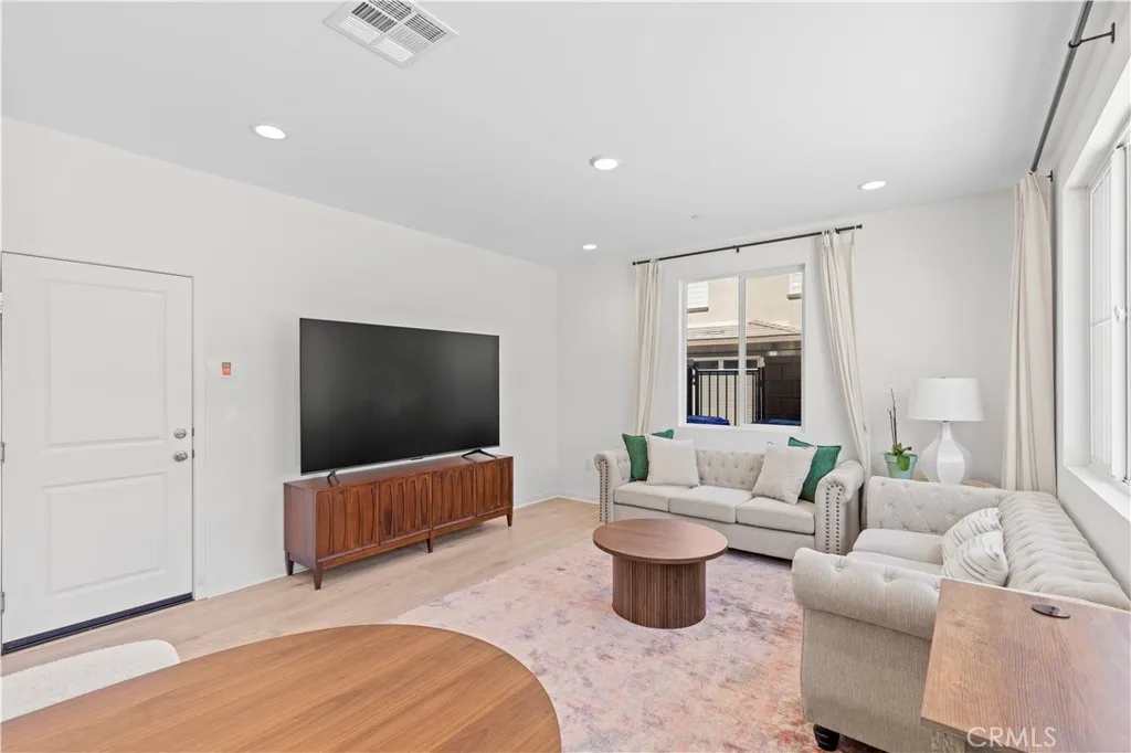 16480 Botanical Lane, Fontana, California 92336 — photo 5