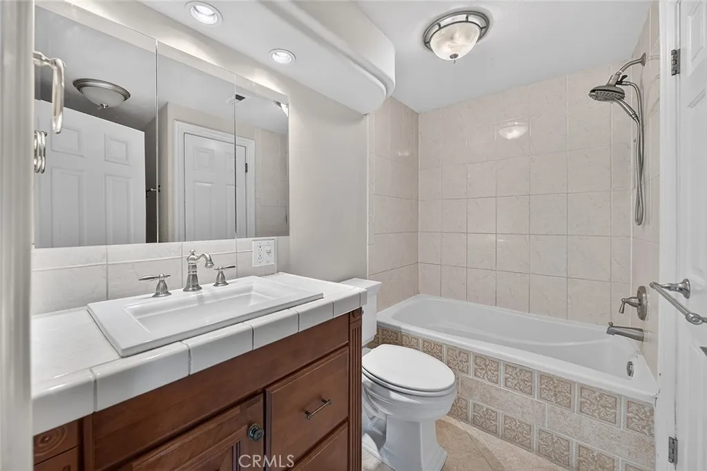Upstairs Bathroom