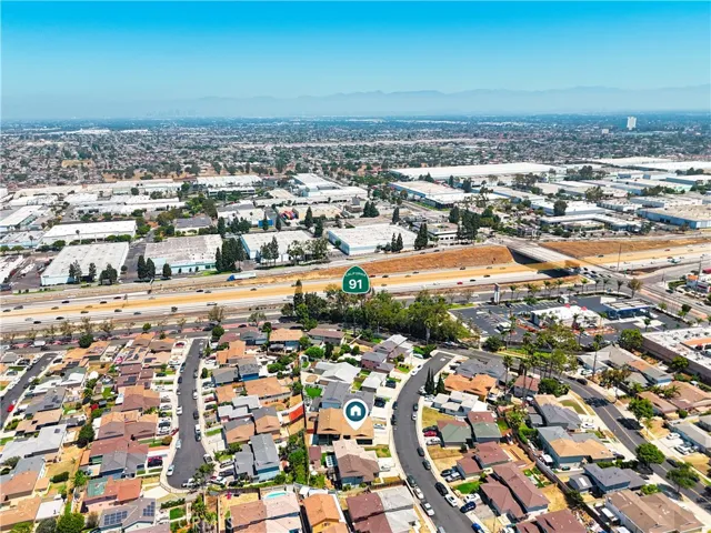 Easy Access to the 91 Freeway