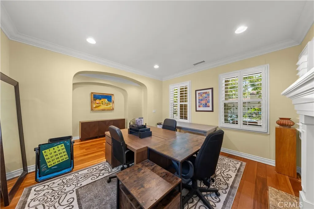 52 Winding Way, Irvine, California 92620 — photo 4
