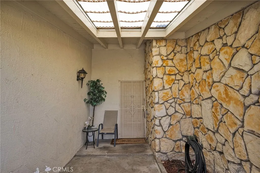 27448 Outrigger Lane, Helendale, California 92342 — photo 4