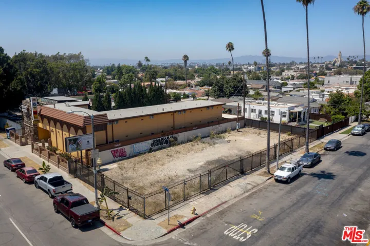 2901 W Jefferson Boulevard, Los Angeles, California 90018 — photo 5