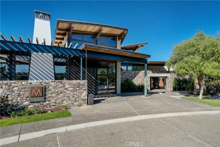 Trilogy Clubhouse