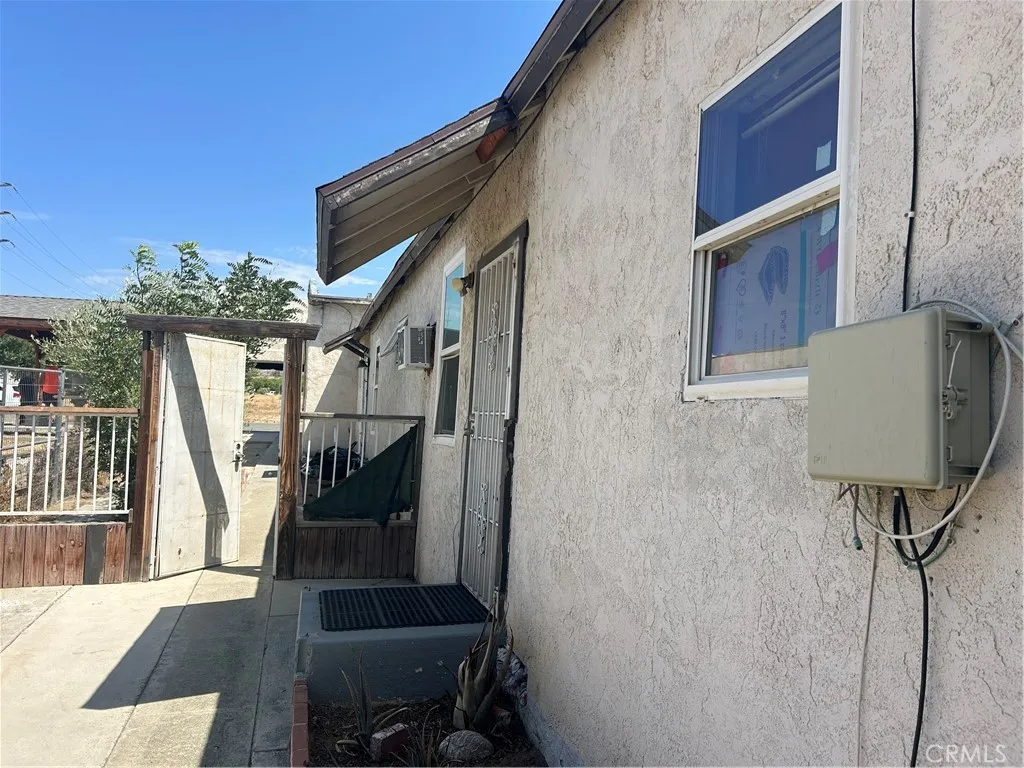 436 E Ramsey, Banning, California 92220 — photo 5