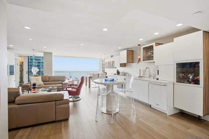 1750 Avenida Del Mundo 1008, Coronado, California 92118 — photo 4