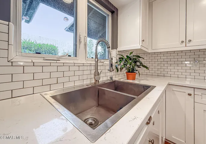 cKitchen and Dining5