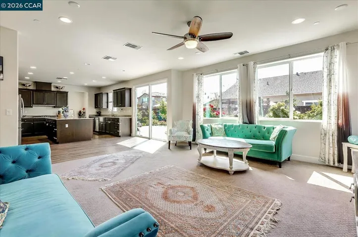 582 Mandevilla Dr, Brentwood, California 94513 — photo 4
