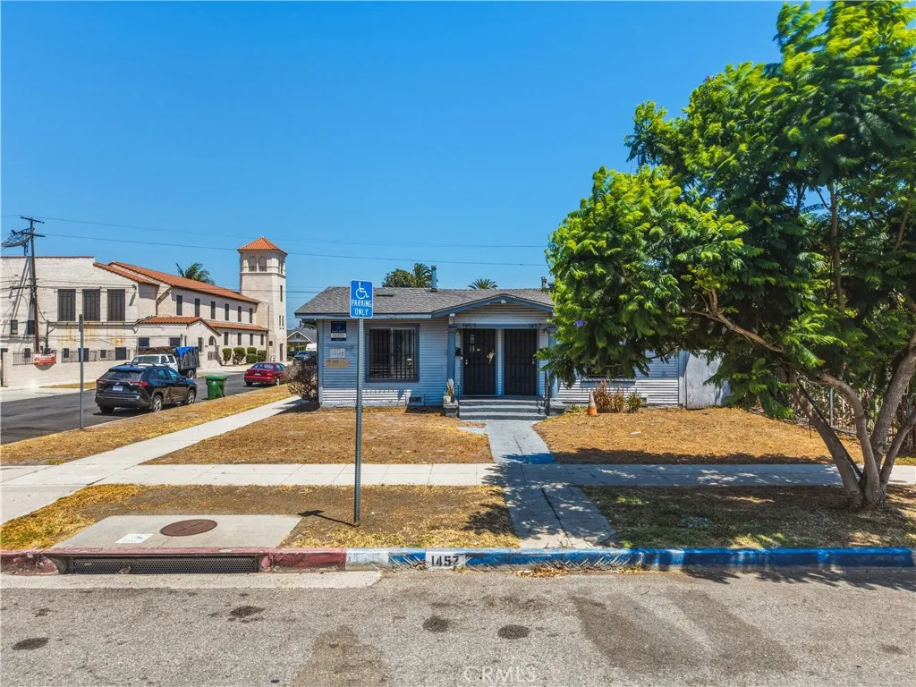 1457 W 52nd, Los Angeles, California 90062 — photo 4