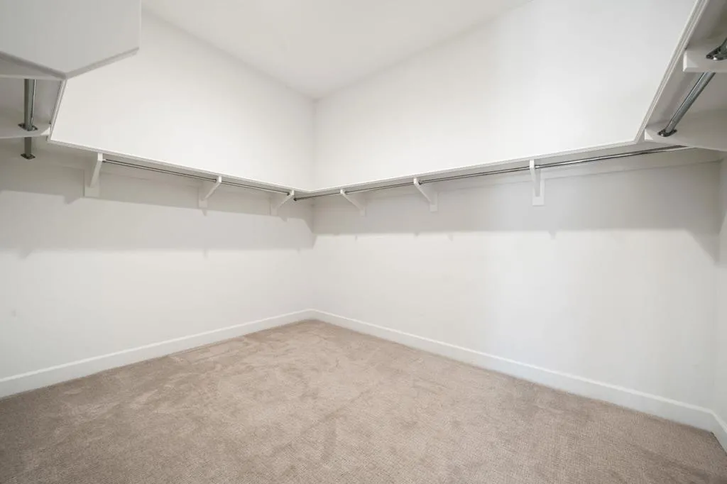 46-web-or-mls-NMFourSeasons_OPMG_1125_04