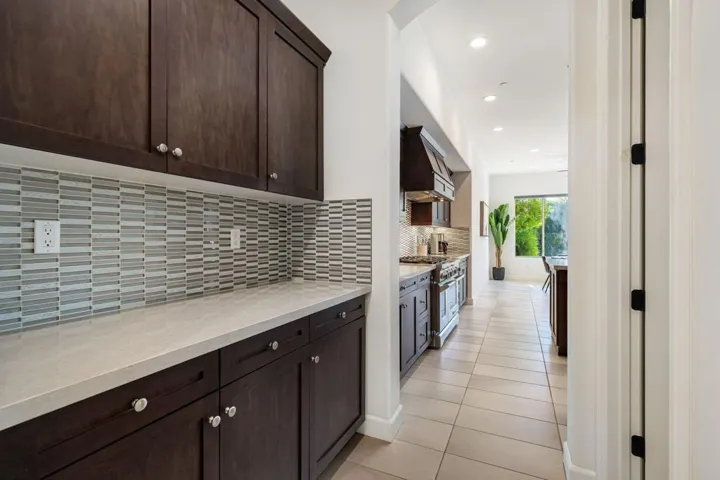 24-web-or-mls-NMFourSeasons_OPMG_1125_02