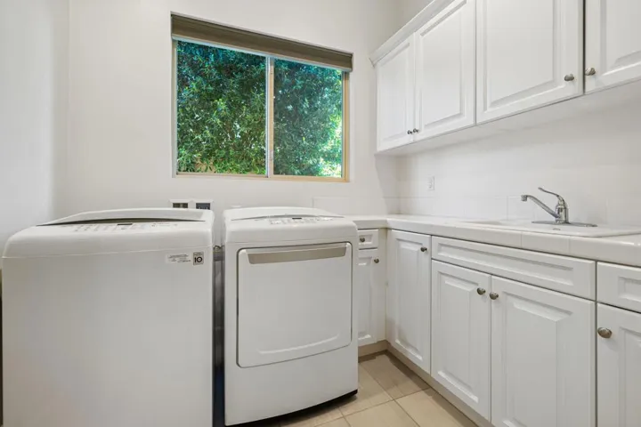 54-web-or-mls-NMFourSeasons_OPMG_1125_05