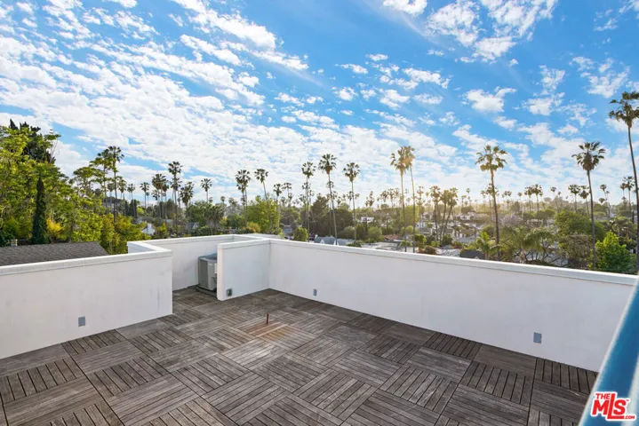 Private Roof Top