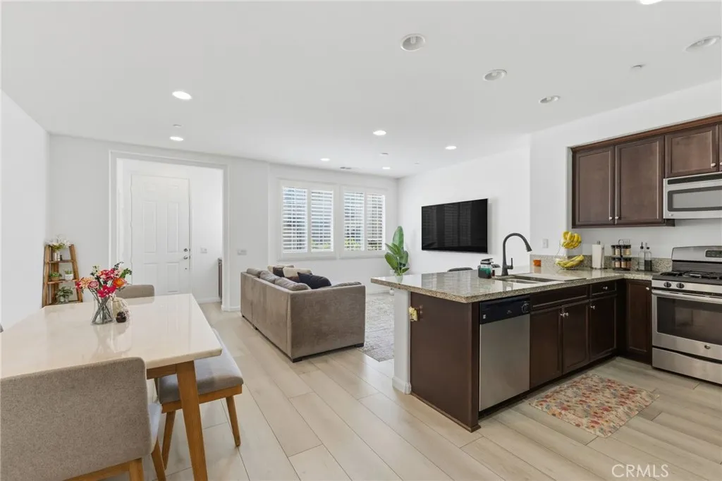 7247 Bondola Ct