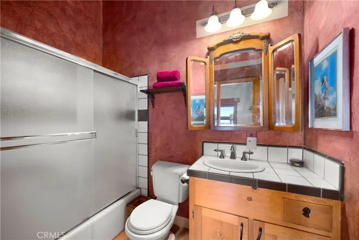 Guest bathroom