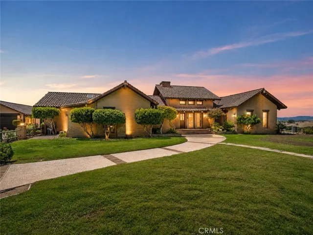 Estate residence