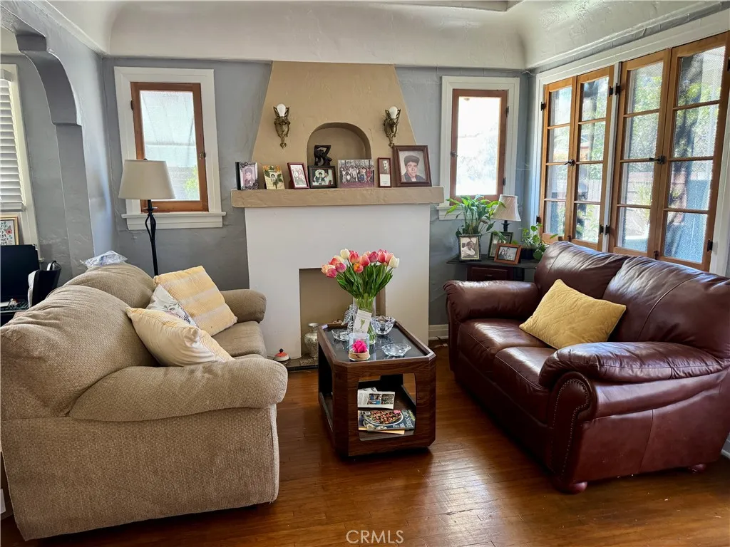 gallery-image 2