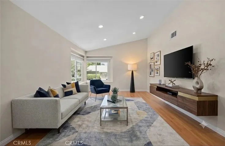 14071 Fenton Lane, Sylmar, California 91342 — photo 4