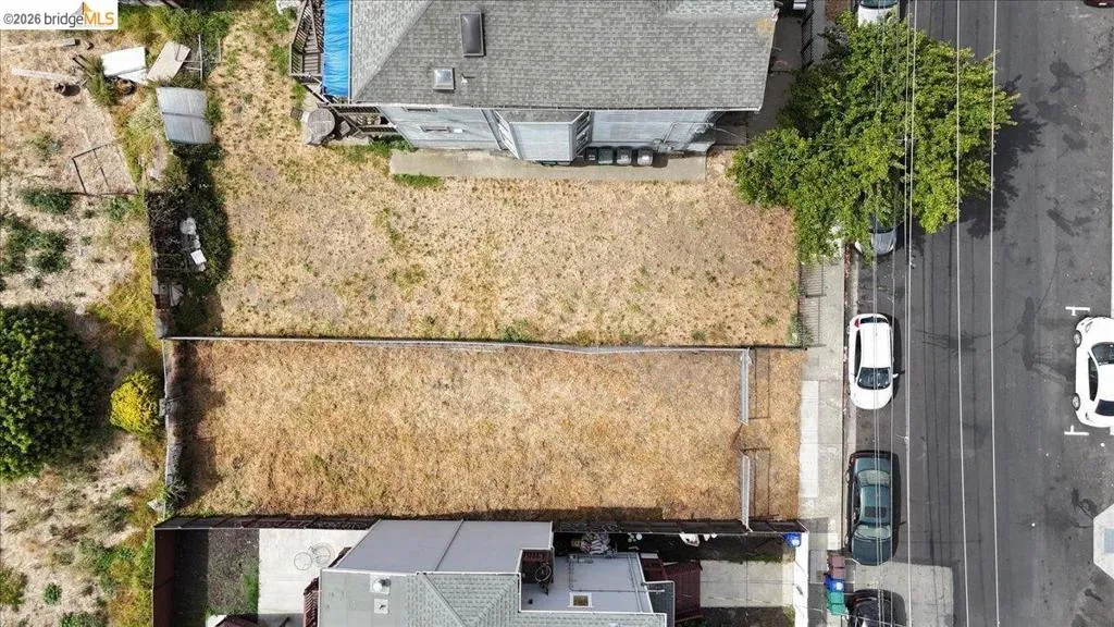 826 Pine St, Oakland, California 94607 — photo 5