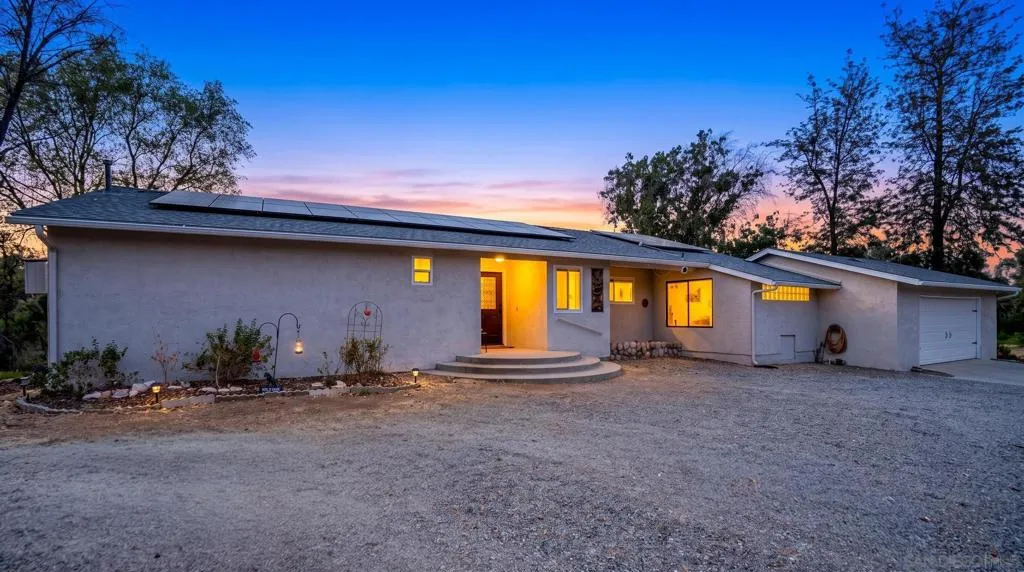, Ramona, California 92065 — photo 4