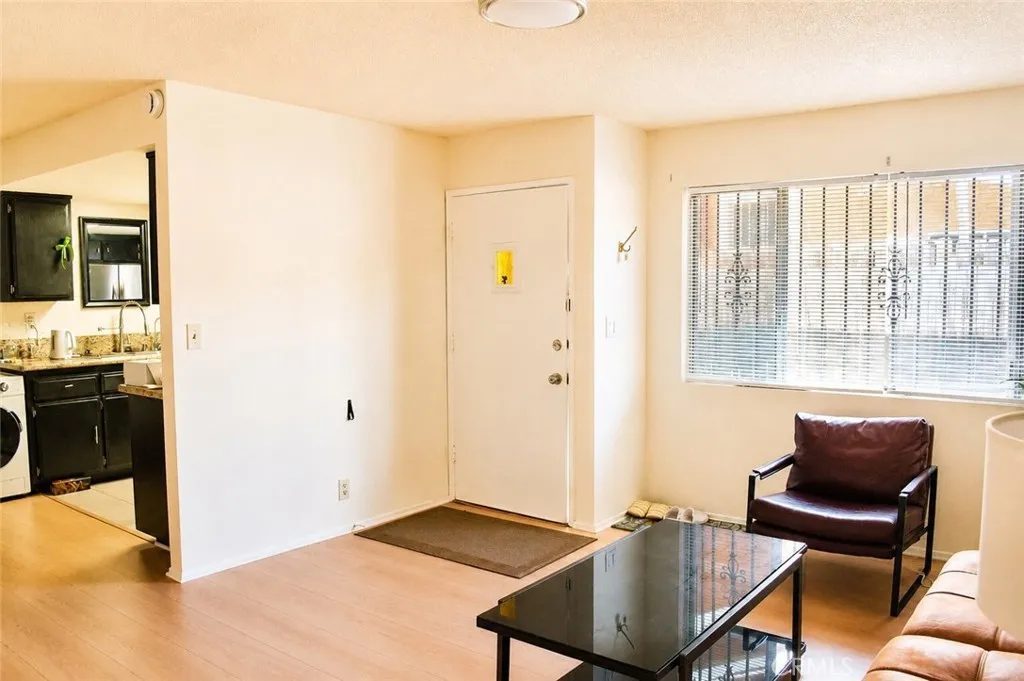 gallery-image 3
