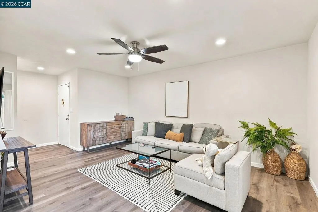 2890 Treat Blvd 39, Concord, California 94518 — photo 5