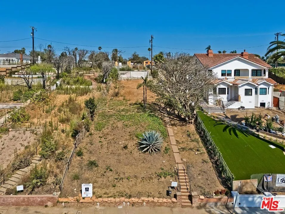 736 Haverford Avenue, Los Angeles, California 90272 — photo 5