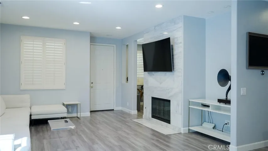 family room 2