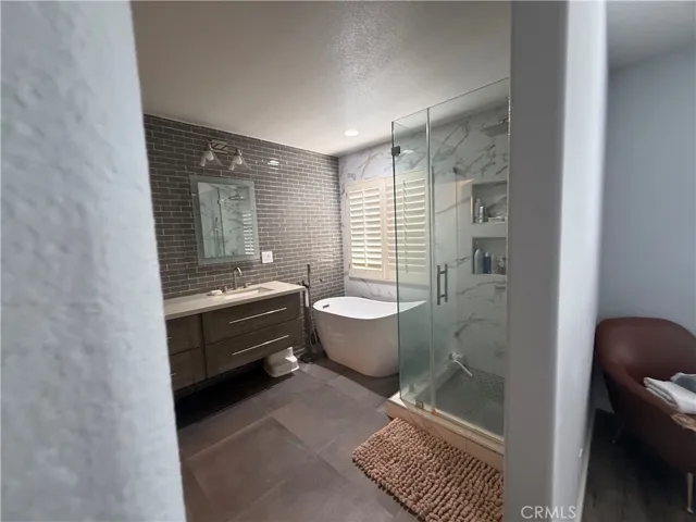 tub and shower