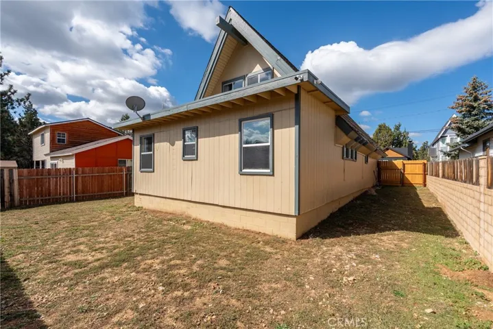 115 Sunset, Sugarloaf, California 92386 — photo 5