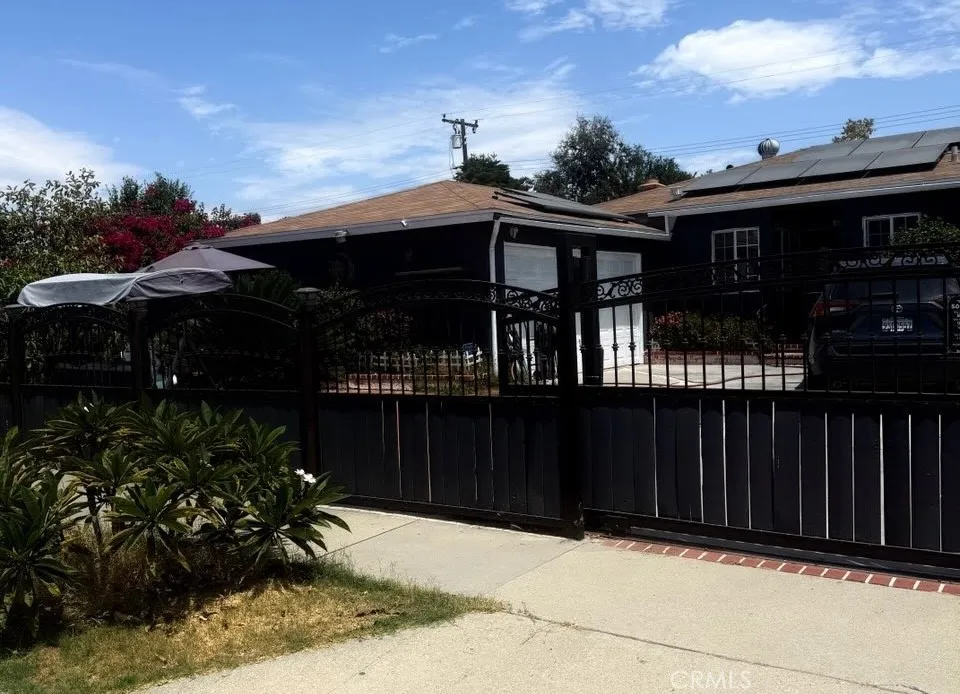 3914 Hornbrook