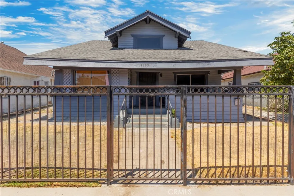 1253 E 46th, Los Angeles, California 90011 — photo 4