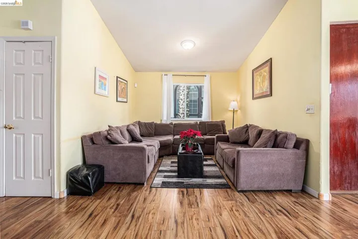 5490 Lenora Rd, Richmond, California 94803 — photo 5