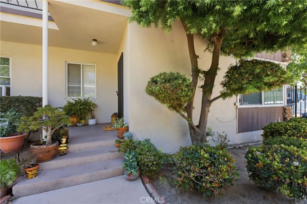 1327 E Appleton Street, Long Beach, California 90802 — photo 4